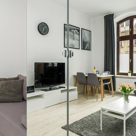 Old Town Studio Swiety Wojciech Street - Poznan By Noclegi Renters Buitenkant foto